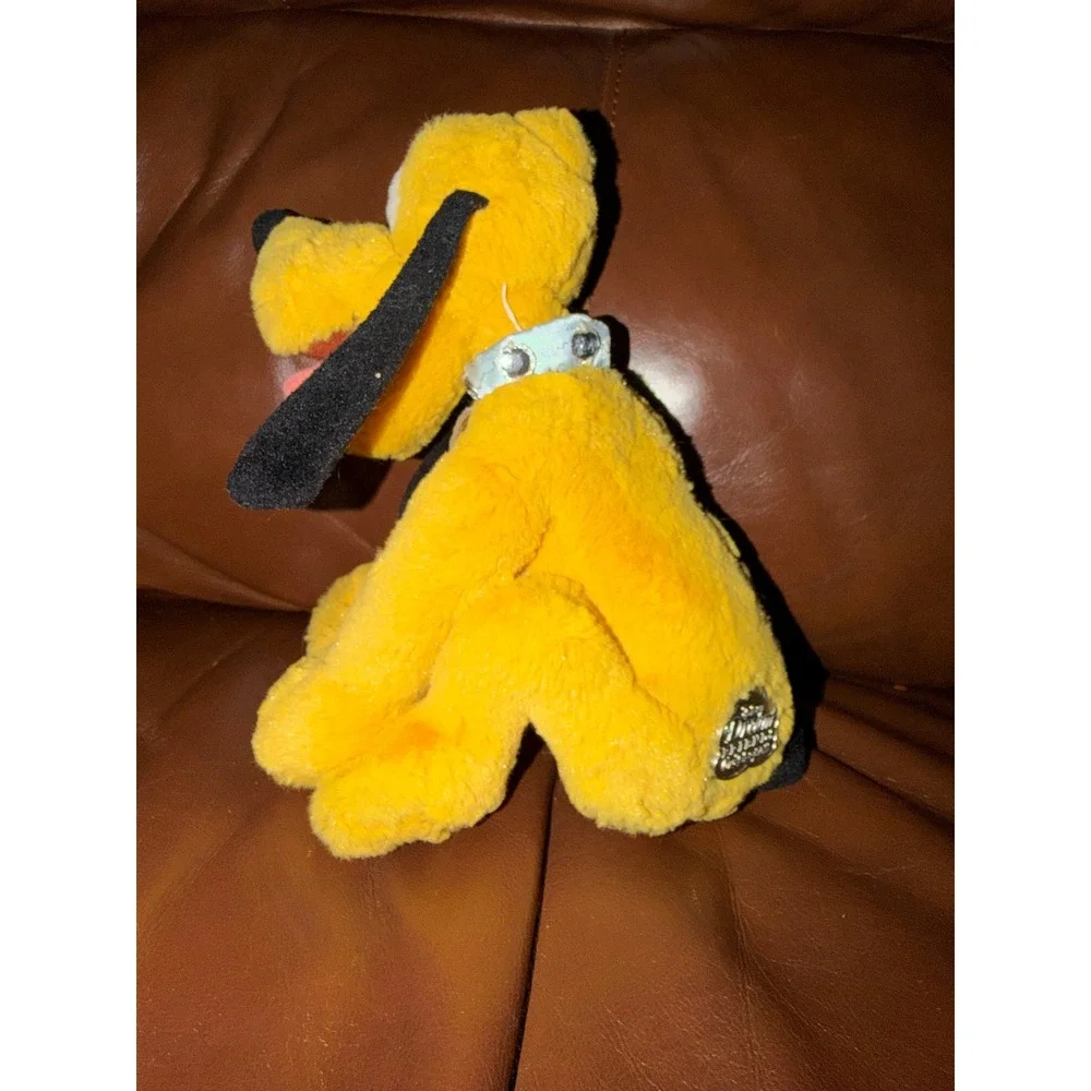 Disney Dream Friends Pluto Plush Walt Disney World Jeweled‎ Collar Dog Tag Toy